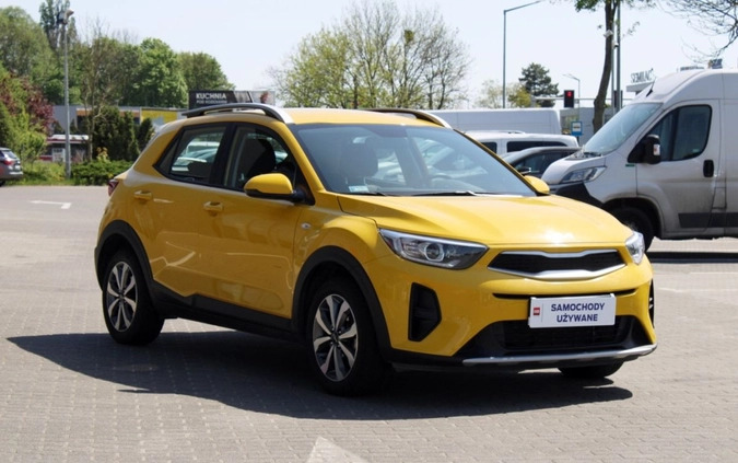 Kia Stonic cena 74900 przebieg: 17136, rok produkcji 2022 z Niemodlin małe 379